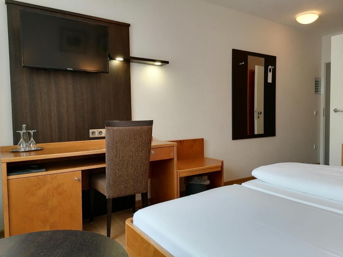 Lindner'S Hotel Bellheim Extérieur photo