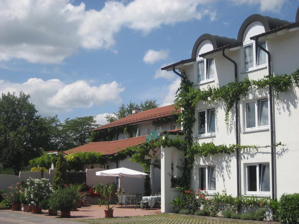 Lindner'S Hotel Bellheim Extérieur photo